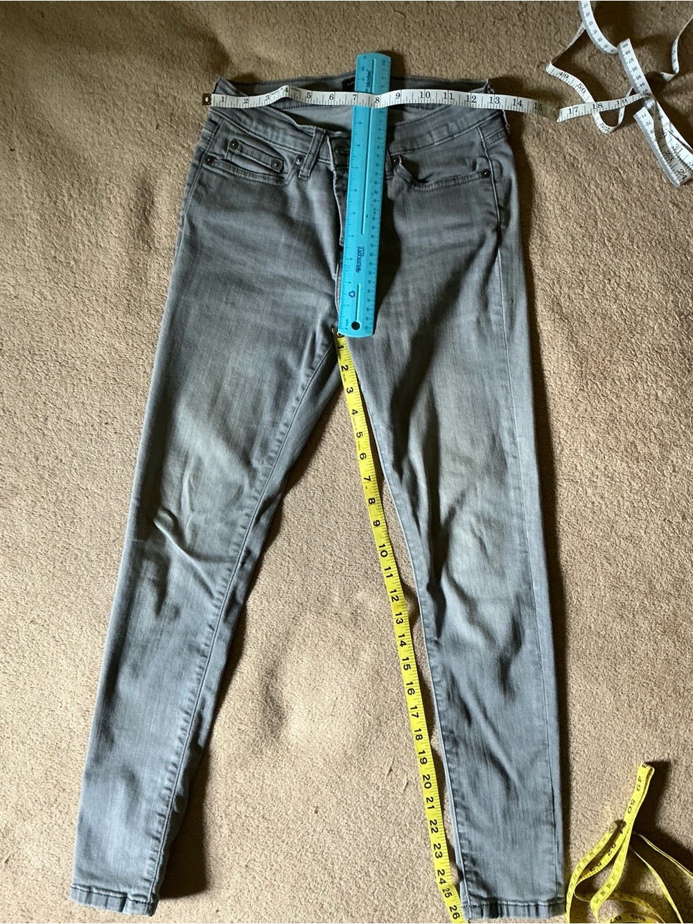 Banana Republic Women's Sculpt Light Gray Skinny Jeans